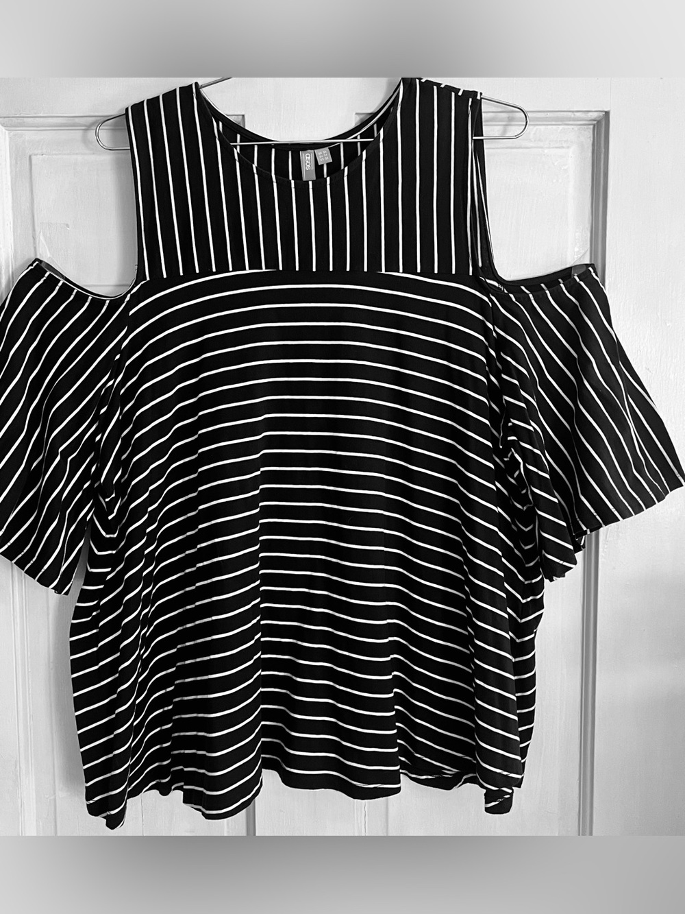 ASOS CURVE STRIPED TOP - Picture 2 of 5